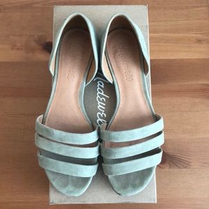 Madewell Triple-Strap Sandals in suede Size 5.5